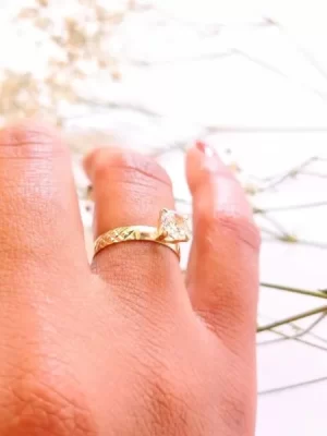 Anel ponto de luz 6mm banhado a ouro 18k