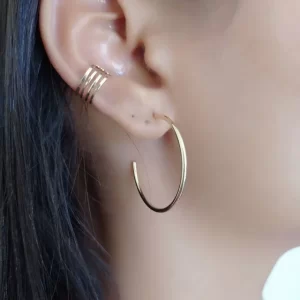 Brinco argola fina e lisa banhada a ouro 18k